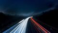 Autobahn und Lichter bei Nacht ©Pexels Pixabay